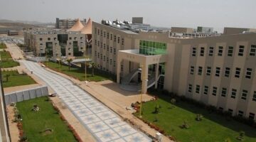 "جامعة الملك فيصل" تعلن عن وظائف أكاديمية شاغرة بنظام العقود