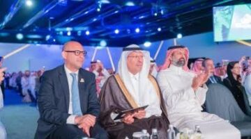 وزارة الموارد البشرية تعلن انطلاق المؤتمر الدولي لسوق العمل في المملكة؟