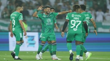 "أخبار الأهلي السعودي اليوم" .. تطورات رحيل فيرمينو ورياض محرز يثير الجدل بسبب صلاح وحكيمي