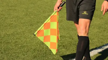بعد الضرب في الوجه .. المتفرج الحكم يظهر في الملاعب الألمانية