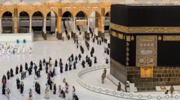 " الشيخ السديسي" يوافق على جدول أئمة الحرم المكي هذا الأسبوع