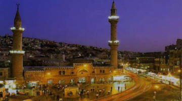 المسجد الحسيني فى الأردن.. تاريخ عريق وجمال معمارى في العاصمة عمّان