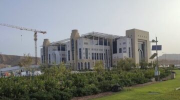 عاجل.. السلطان هيثم بن طارق يزور افتتاح المدينة الطبية للأجهزة العسكرية والأمنية في عمان