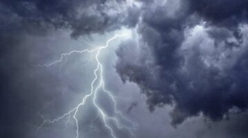 إنذار مبكر.. تحذيرات من أمطار رعدية على 8 مناطق في السعودية