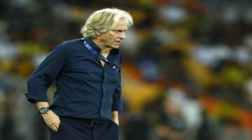 جيسوس قبل مواجهة الهلال والإستقلال يؤكد "لدينا أزمة ونسعى لإيجاد حل لها"