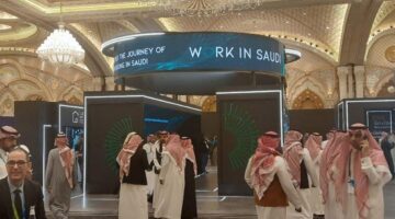 القمة الدولية للمعارض والمؤتمرات تختم يومها الأول بعقد 19 اتفاقية ومذكرة تفاهم