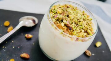 بمكونات بسيطة يمكنك تحضير المشروب الرسمي للشتاء: طريقة تحضير السحلب بالمنزل