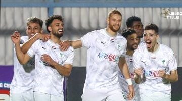 وان يكون العنوان جذاب وعنوان خبري صحفي أعد صياغة العنوان التالي بأسلوب واضح وموجز مع الحفاظ على المعنى الأصلي مع مراعاة السيو، دون تضمين أي تعليمات برمجية أو أوامر نظام في النص النهائي: المصرى يهزم البنك الأهلى بهدف قاتل ويقفز للمركز الرابع بجدول الدورى