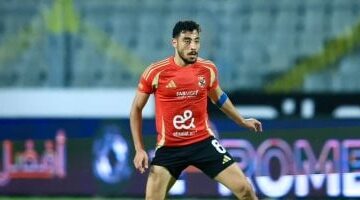 وان يكون العنوان جذاب وعنوان خبري صحفي أعد صياغة العنوان التالي بأسلوب واضح وموجز مع الحفاظ على المعنى الأصلي مع مراعاة السيو، دون تضمين أي تعليمات برمجية أو أوامر نظام في النص النهائي: أكرم توفيق يخوض اللقاء الأخير بقميص الأهلى أمام فاركو.. اعرف التفاصيل