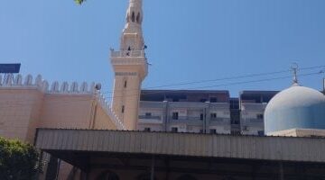 مسجد الفولى بالمنيا: إقبال هائل على صلاة الجمعة وتجمع المريدين في تغطية مباشرة