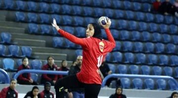 نهائي كأس أفريقيا لكرة اليد: سيدات الأهلي يواجهن بترو أتليتيكو الأنجولي في قمة الإثارة