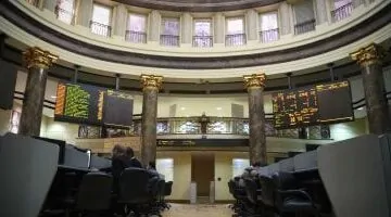 البورصة المصرية.. مبيعات صافية للمستثمرين العرب والأجانب تصل إلى 633 مليون جنيه
