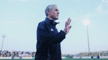 تعيين مدرب فني مؤقت للأهلي بديلًا عن كولر.. وسامي قمصان يغادر مع السويسري