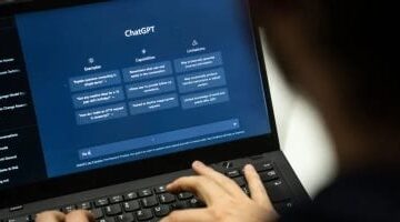 الجدل حول إمكانية تقديم ChatGPT Plus مجانًا في الإمارات بعد شراكة OpenAI