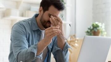عندما يسعى الإنسان للكمال.. كل ما يجب أن تعرفه عن "القلق عالي الأداء"