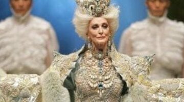كارمن جميلة بعد التسعين.. الروتين الصحى لأقدم عارضة أزياء فى العالم
