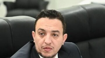 مصطفى أبو زهرة يهنئ منتخب الناشئين بالتأهل إلى كأس العالم بعد فوزه على أنجولا