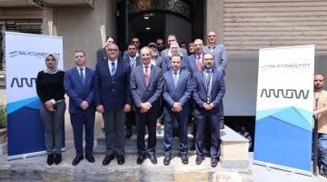 وزير الاتصالات يزور فرع شركة سيليكون إكسبرت الأمريكية.. صور