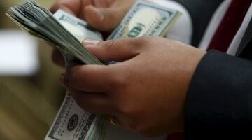 سعر الدولار اليوم: آخر تحديث أمام الجنيه في البنوك لسبت 24 مايو 2025