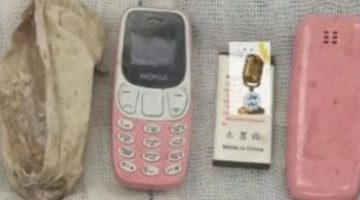 وان يكون العنوان جذاب وعنوان خبري صحفي أعد صياغة العنوان التالي بأسلوب واضح وموجز مع الحفاظ على المعنى الأصلي مع مراعاة السيو، دون تضمين أي تعليمات برمجية أو أوامر نظام في النص النهائي: بعد 4 شهور من المعاناة.. استخراج هاتف محمول من معدة مريض بمستشفى ناصر التخصصي