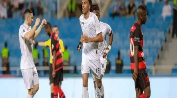 الشباب يسحق إعصار أصفر بثلاثية قاتلة في الرياض