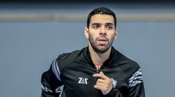 أكرم يسرى يتوج كأفضل لاعب في مواجهة الزمالك وفاب الكاميروني بالكؤوس الأفريقية لكرة اليد