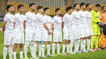 جلسة تحفيزية للاعبي المصري قبل مواجهة الحدود الحاسمة في الصراع على المربع الذهبي