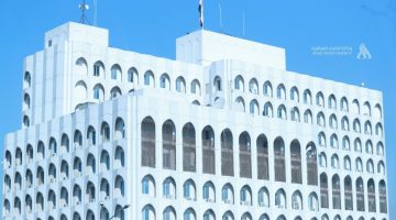العراق يرحب برفع العقوبات عن سوريا