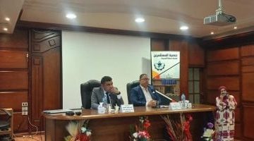 رئيس جهاز مدينة دمياط الجديدة يجتمع بجمعية المستثمرين لتعزيز دعم الصناعة