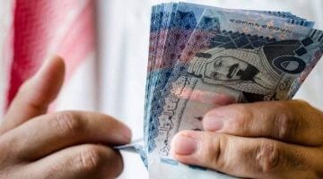 تراجع سعر الريال السعودي أمام الجنيه المصري في منتصف تعاملات الإثنين 26 مايو 2025