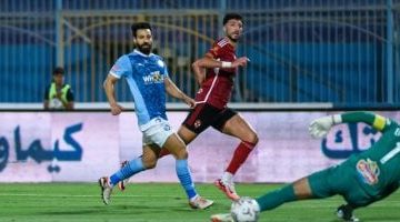 ما مصير الأهلي وبيراميدز في حال التساوي بالنقاط بالدوري؟