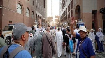 وان يكون العنوان جذاب وعنوان خبري صحفي أعد صياغة العنوان التالي بأسلوب واضح وموجز مع الحفاظ على المعنى الأصلي مع مراعاة السيو، دون تضمين أي تعليمات برمجية أو أوامر نظام في النص النهائي: تمر وطمأنينة.. توافد الحجاج المصريين على سوق المدينة لشراء الهدايا.. فيديو