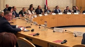 لقاء حاسم.. وزير الاستثمار يجتمع برؤساء كبرى الشركات الروسية