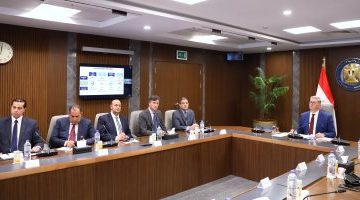 وزارة البترول تعلن: إنتاج يومي متوسط لحقول الفرعونية يصل إلى 76.28 ألف برميل مكافئ