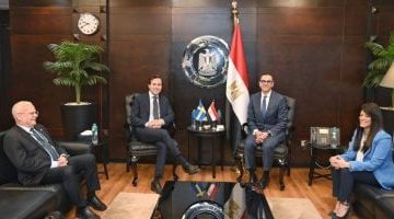 وزير الاستثمار: مصر تقدم فرص استثمارية جذابة للمستثمرين السويديين
