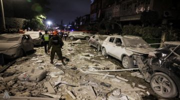 صياغة عنوان صحفي جذاب وواضح، يعبر عن المعنى الأصلي دون تغيير مضمونه: نيويورك تايمز: أضرار بمركز بحثي صهيوني واندلاع حريق إثر الضربات الايرانية