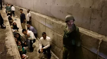 عاجل: قوات الاحتلال تطالب الإسرائيليين بالتوجه إلى الملاجئ عقب رصد صواريخ إيرانية