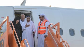 الإمارات تبدأ عملية إجلاء مواطنيها والمقيمين من إيران