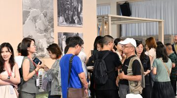 جناح الإمارات يجذب زوار معرض بكين الدولي للكتاب