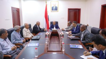 رئيس الحكومة يعلن خطة عاجلة لإنعاش مصافي عدن.. بشرى سارة لليمنيين!