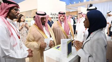 وفد سعودي يستكشف جناح الإمارات في معرض بكين الدولي للكتاب 2025