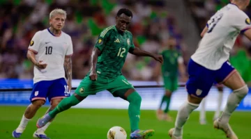 منتخب السعودية يحقق تعادلاً سلبياً مع أمريكا في الشوط الأول