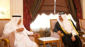 فهد بن سلطان يقوم بزيارة خاصة للخريصي في منزله: تفاصيل الزيارة وأبعادها