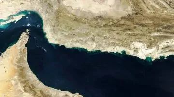 بعد موافقة البرلمان الإيراني: هل تلوح في الأفق أزمة جديدة في مضيق هرمز؟