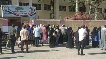 2923 طالبًا يؤدون امتحانات الثانوية العامة في 14 لجنة بمطروح - فيديو