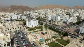 تأجيل مفاوضات الاندماج بين بنك صحار الدولي والبنك الأهلي: تفاصيل جديدة في الطريق