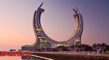 إيران تستهدف القاعدة الأمريكية في قطر: انفجارات تُسمَع في الدوحة