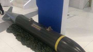 السعودية تكشف عن قنبلة متطورة بوزن 2000 رطل قادرة على تدمير التحصينات والأنفاق حتى عمق 6 أمتار