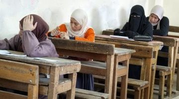استعد للاختبار بثقة: أفضل مراجعات اللغة الإنجليزية لليلة الامتحان في الثانوية العامة