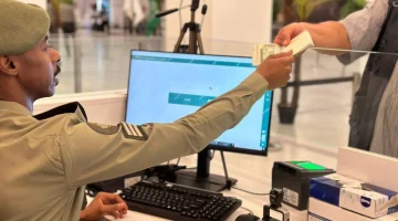 الجوازات تستكمل إجراءات مغادرة ضيوف الرحمن بسلاسة وفعالية
